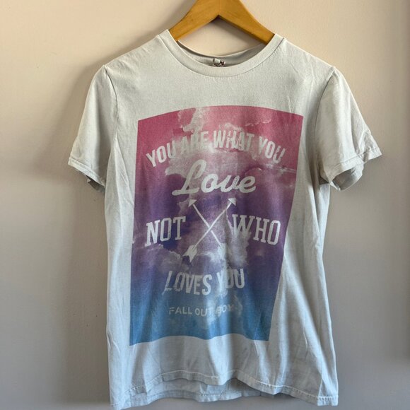 Fall Out Boy Graphic Print Short Sleeve T-Shirt - Picture 1 of 3